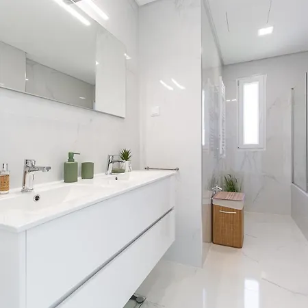 Sihem 's Luxury House Vila Santa Barbara (Lisbon)