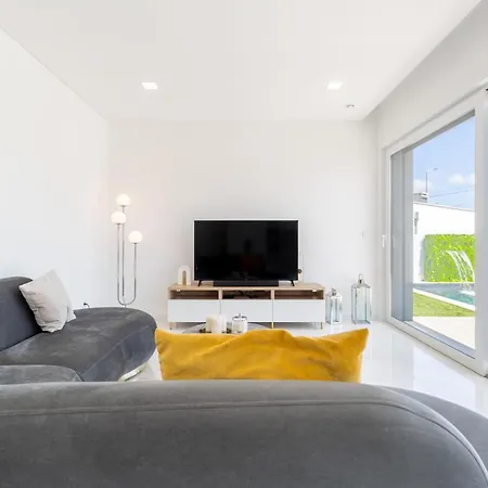 Sihem 's Luxury House Santa Barbara (Lisbon)